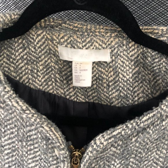 H&M Chevron Coat - Picture 7 of 8